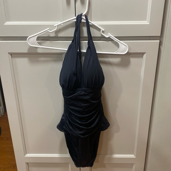 La Blanca swimsuit - Picture 1 of 5